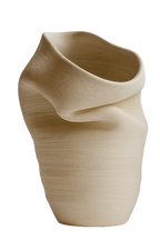 Sway Vase